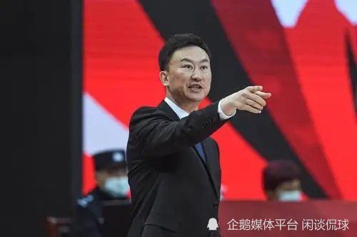 而她的 91岁喜剧演员杰瑞·刘易斯去世 旧照堪称表情帝 2017-08-21 2017年8月21日讯，据路透社消息，美国著名喜剧演员杰瑞·刘易斯（Jerry Lewis）去世，享年91岁。